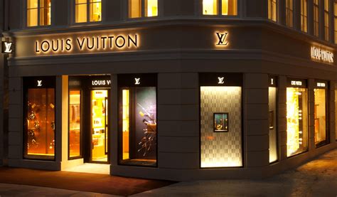 louis vuitton che marchio è|Louis Vuitton store website.